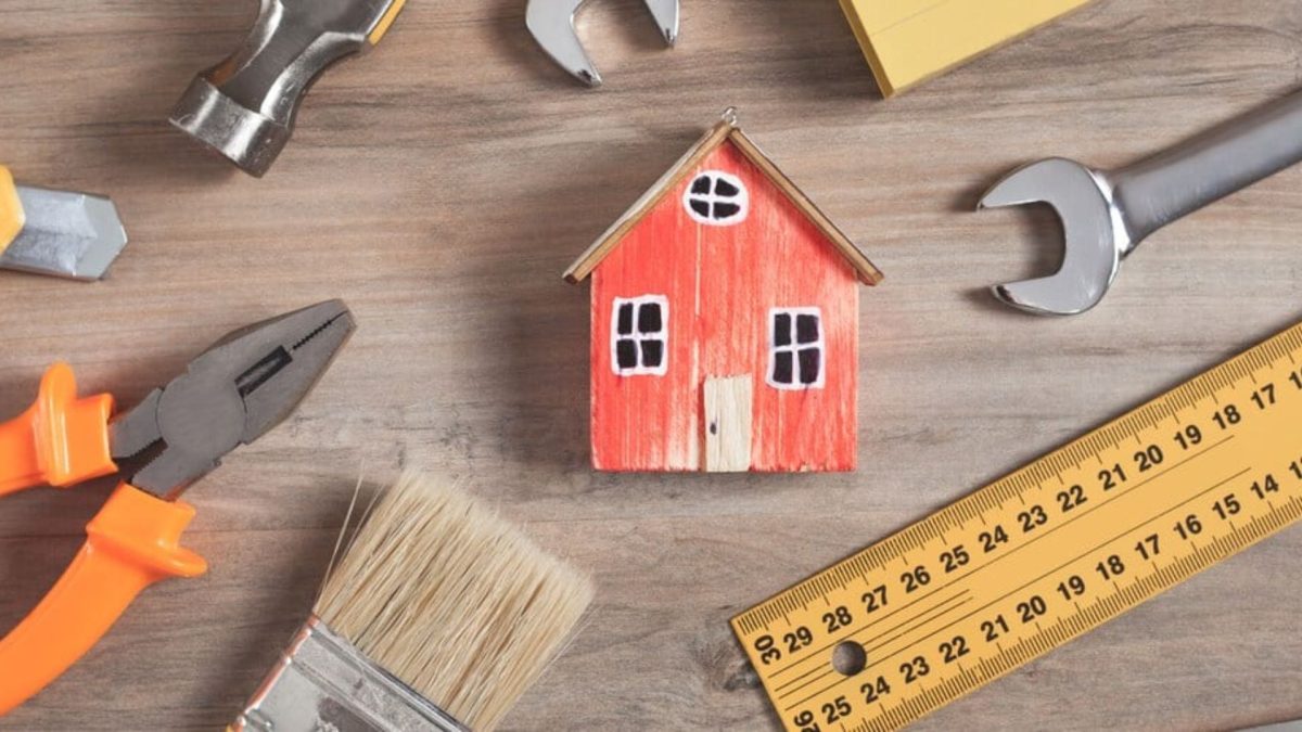 Essential Tools Every Home Improvement Enthusiast Should Own